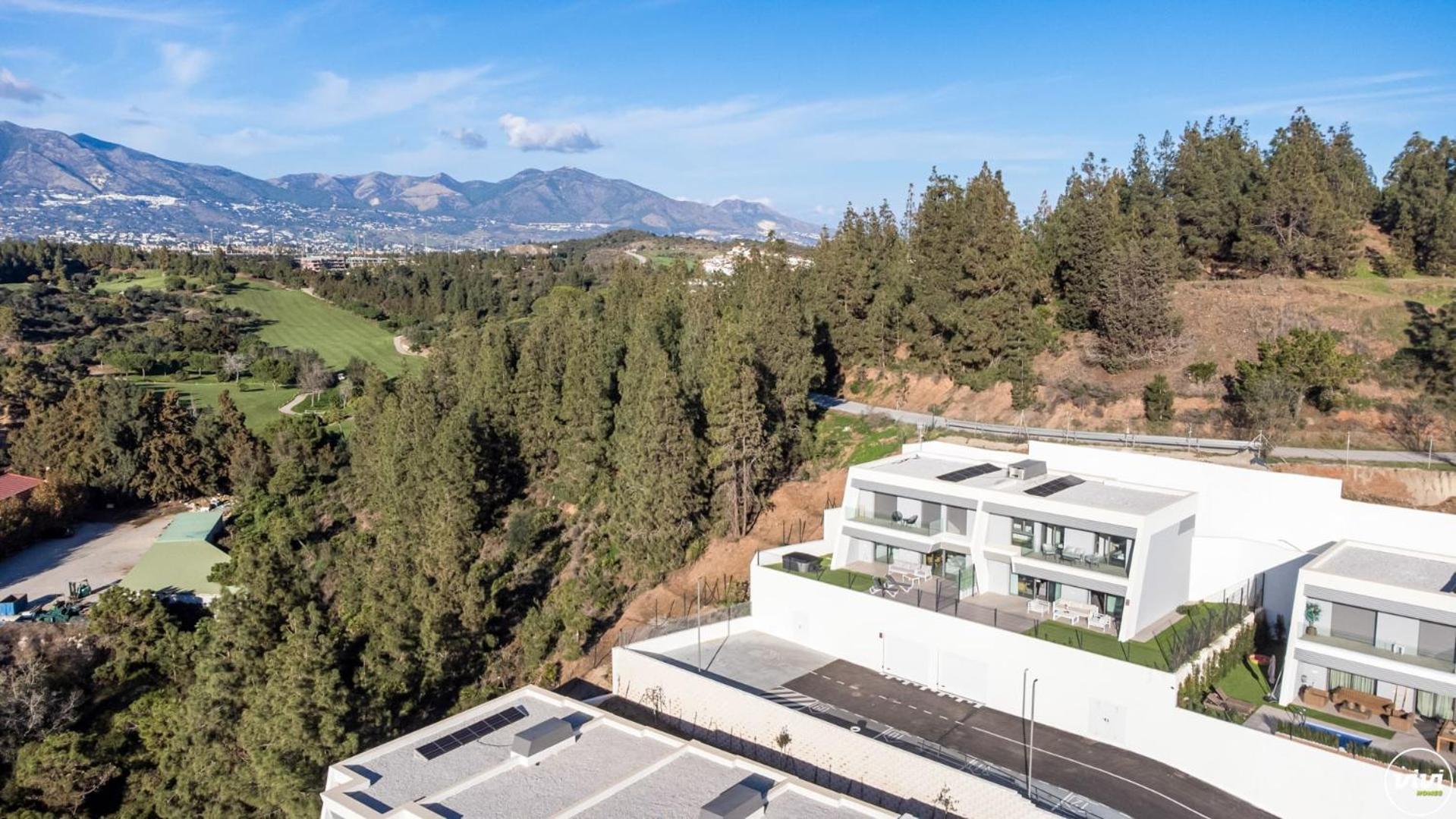 Vivi Homes - Elies House Pool, Gym, Spa & Sea View El Faro Exterior photo